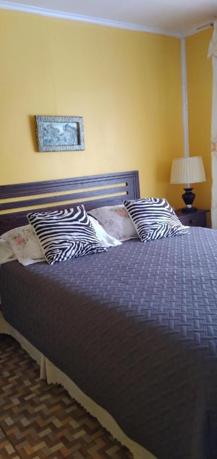 Hostal Geminis ,Phillipi 653 Centro Puerto Natales Dış mekan fotoğraf